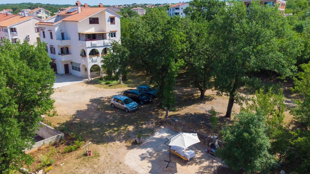 Apartman Mihael Malinska Luaran gambar