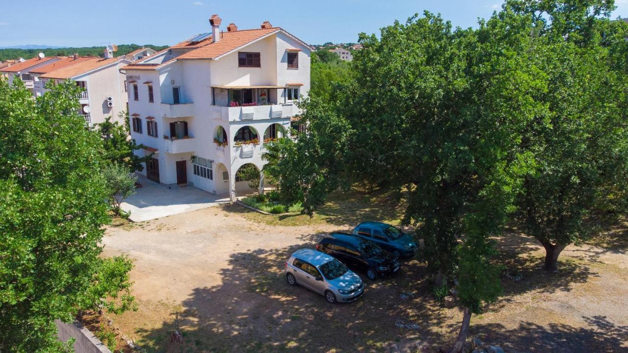 Apartman Mihael Malinska Luaran gambar