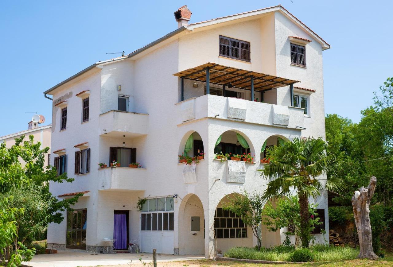 Apartman Mihael Malinska Luaran gambar