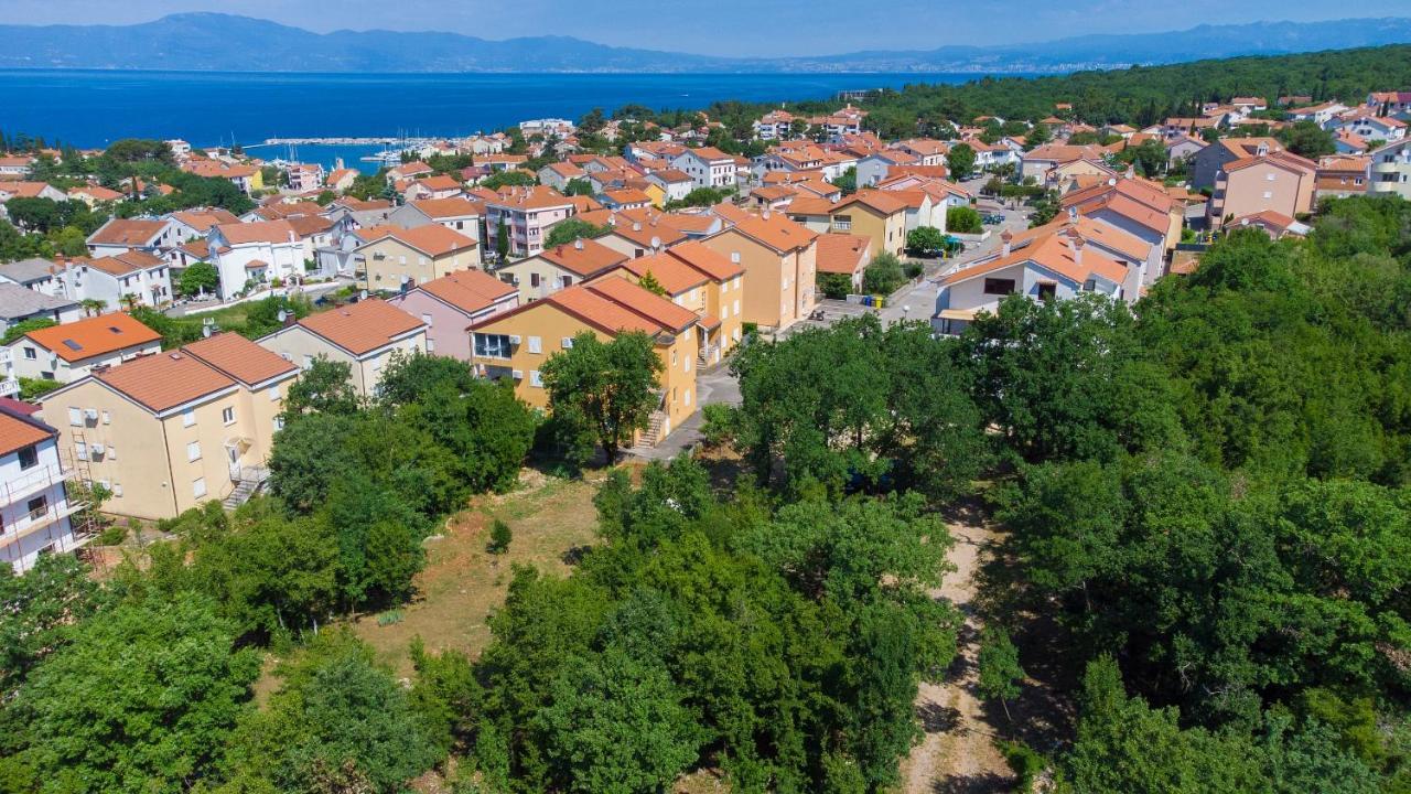Apartman Mihael Malinska Luaran gambar
