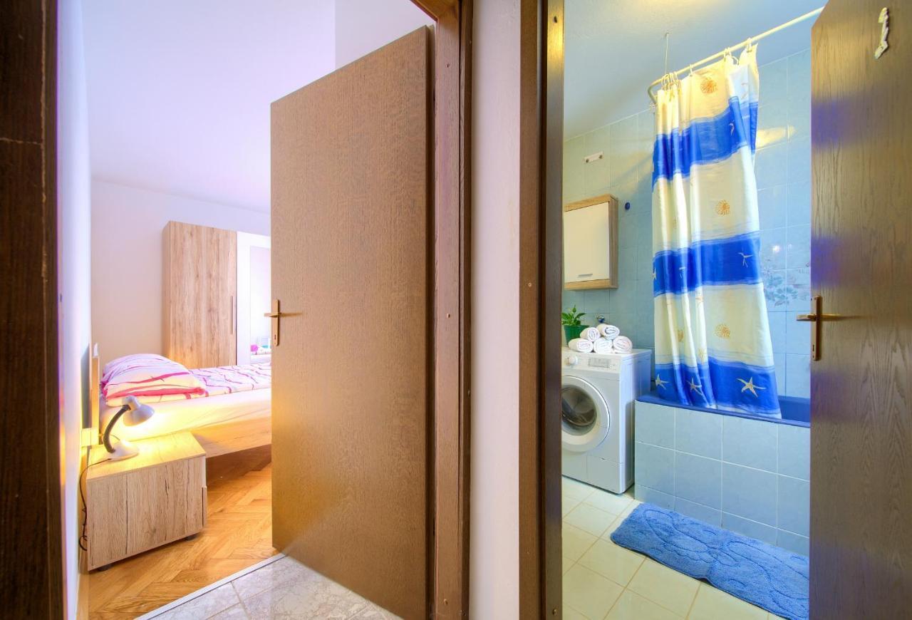 Apartman Mihael Malinska Luaran gambar