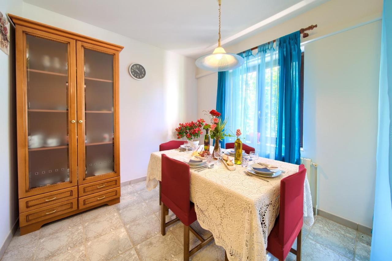 Apartman Mihael Malinska Luaran gambar